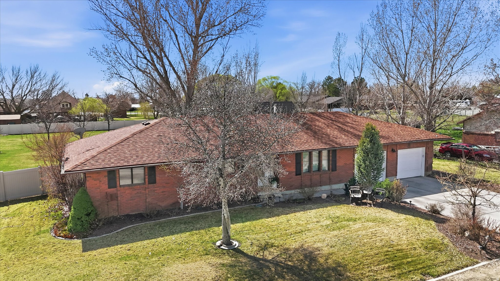 WILLOW WOOD - Residential