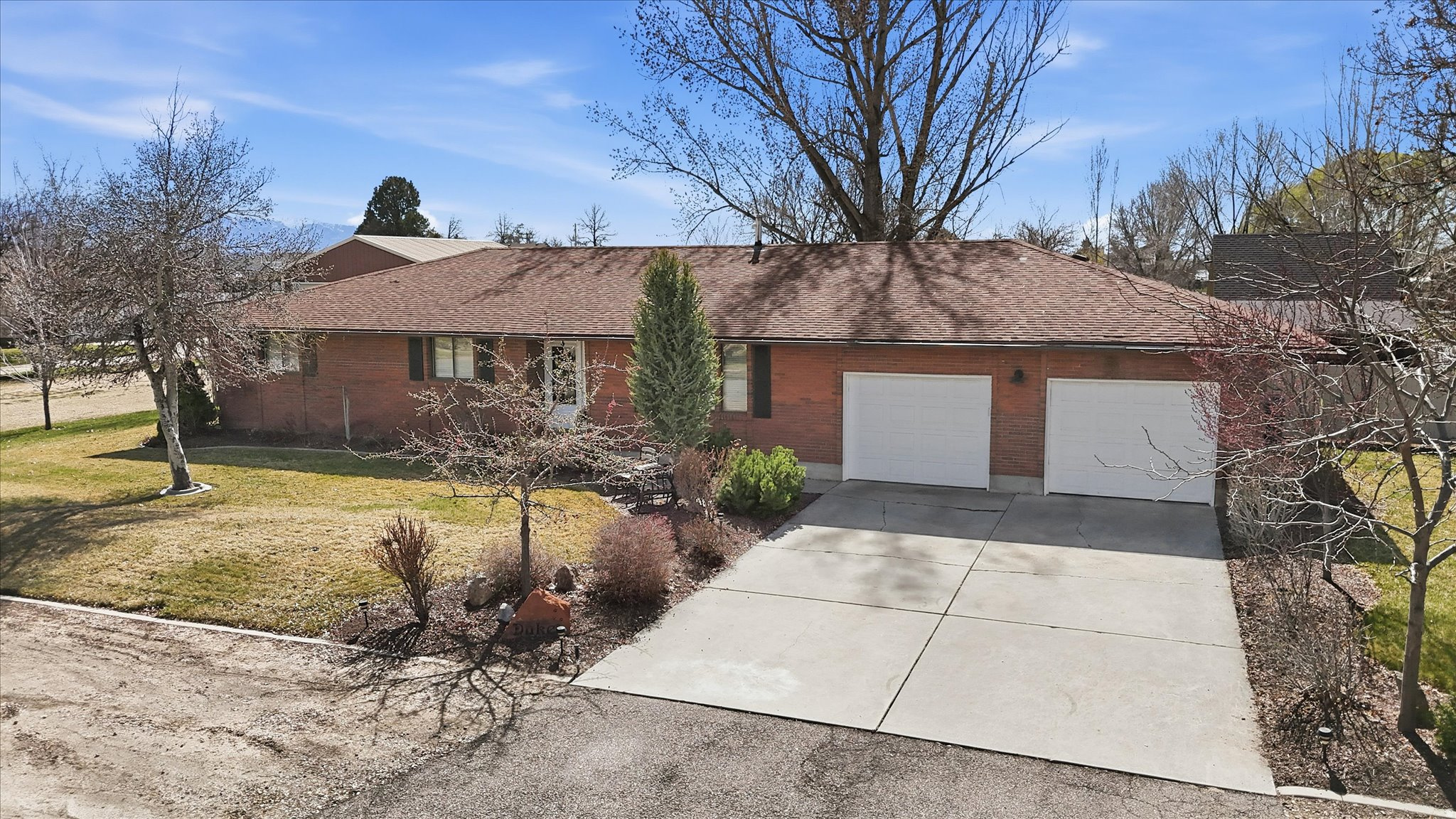 WILLOW WOOD - Residential