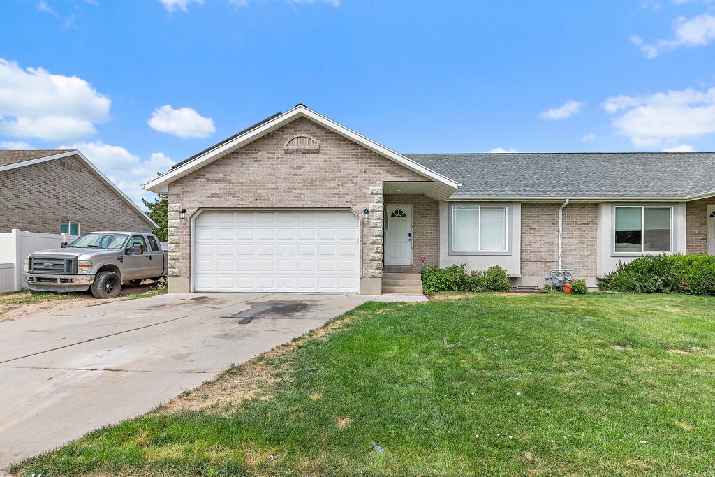 Photo of 1566 S 2000 E, Spanish Fork, UT 84660 (MLS # 2174796)