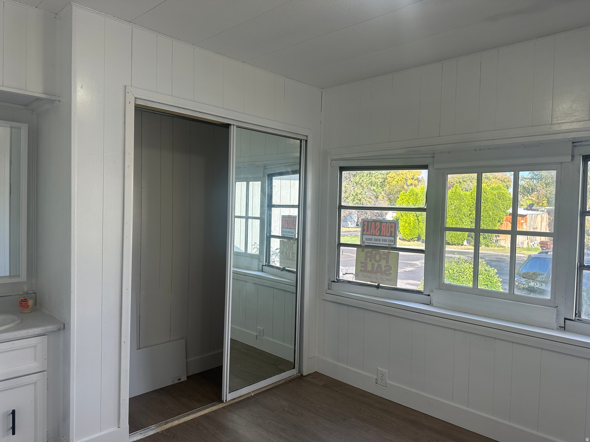 COUNTRY CLUB - Residential