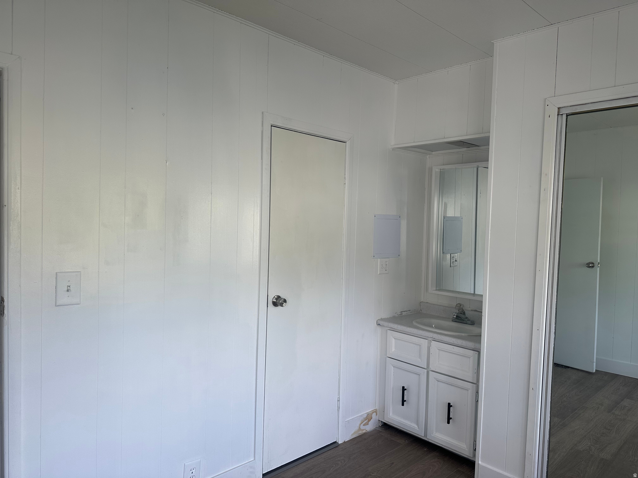 COUNTRY CLUB - Residential