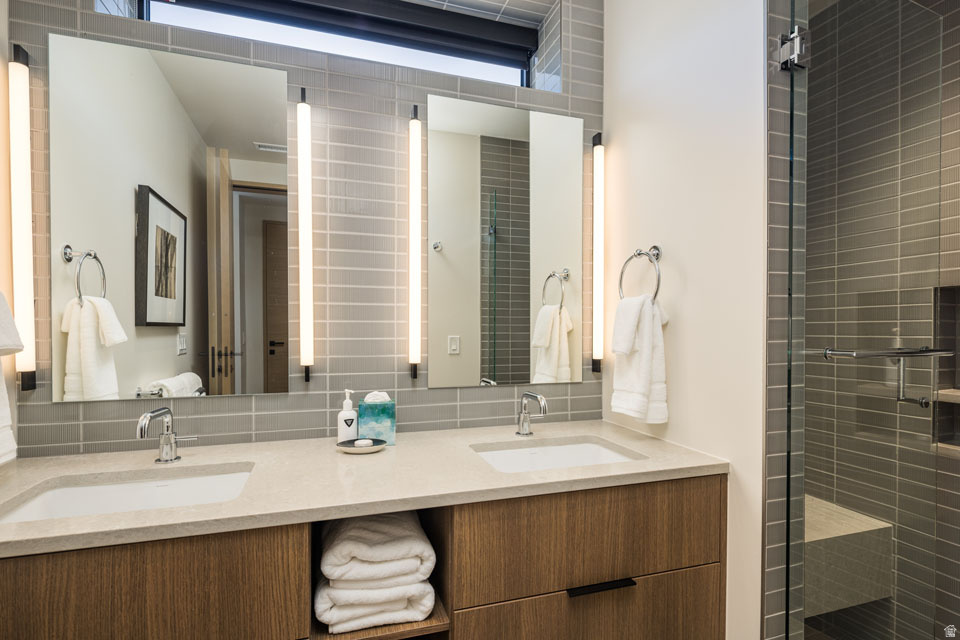 LIONSBACK RESORT - Residential