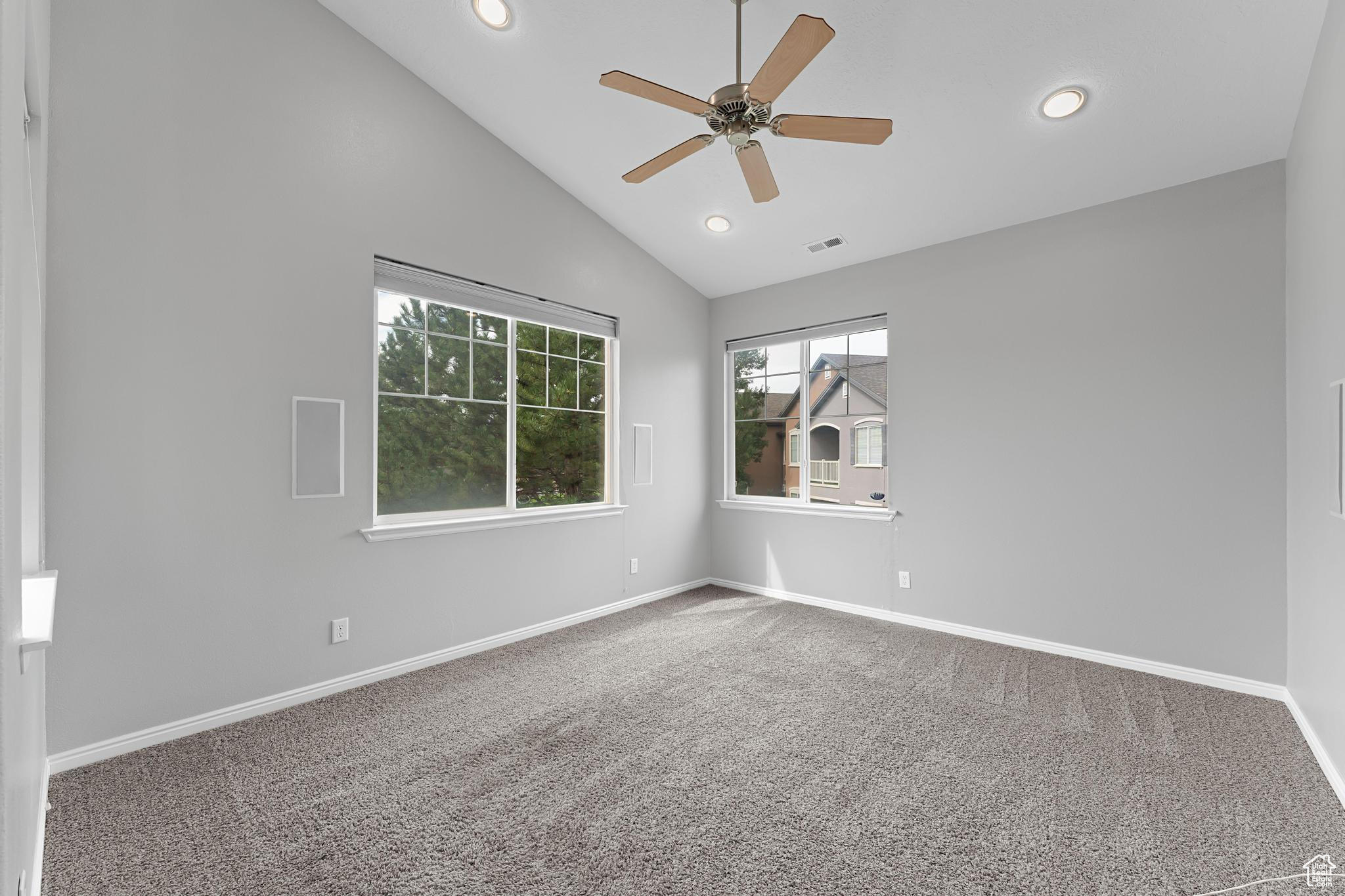 PEMBERLEY - Residential