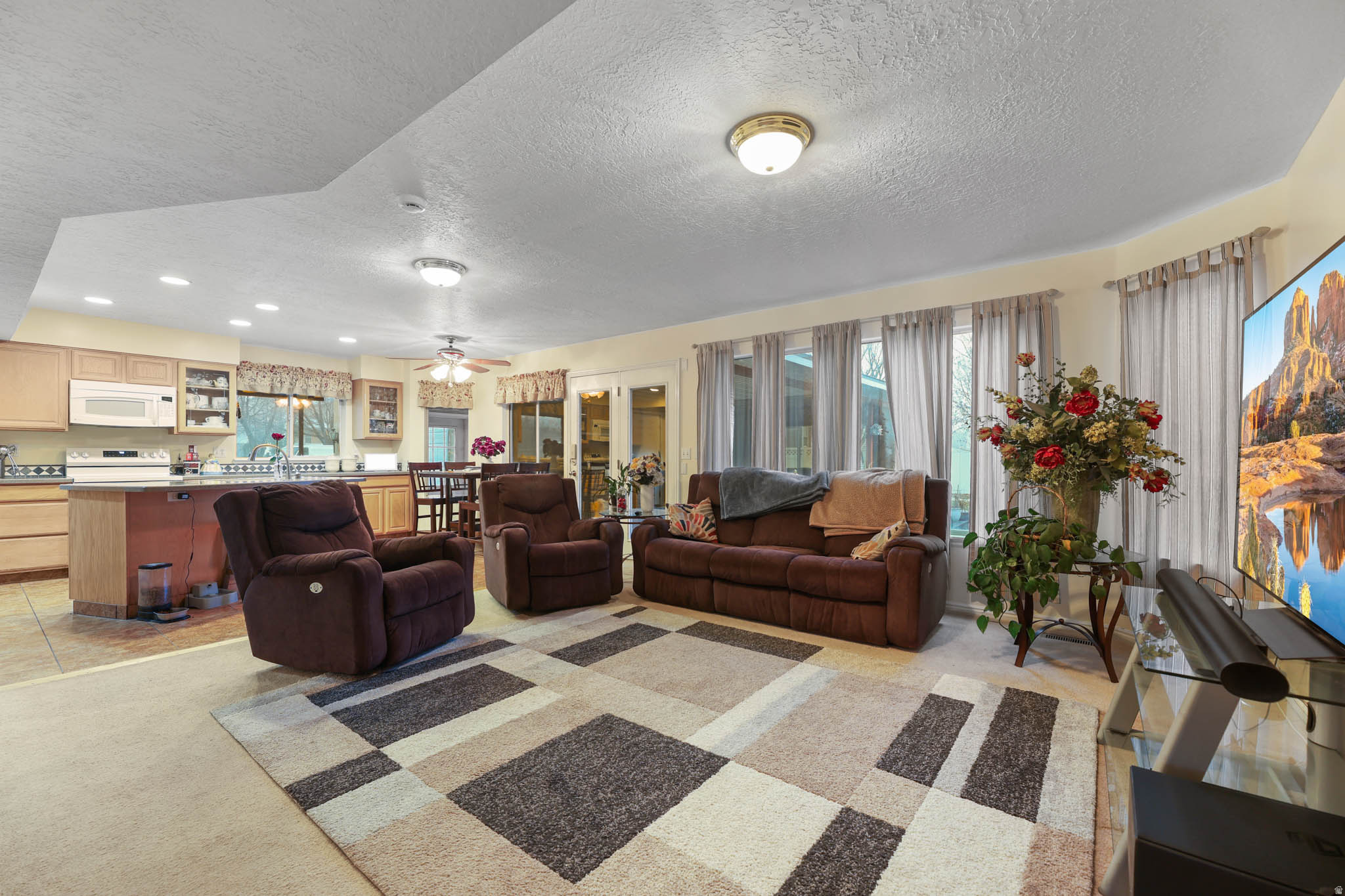 VISTA FARMS ESTATES #2 - Residential