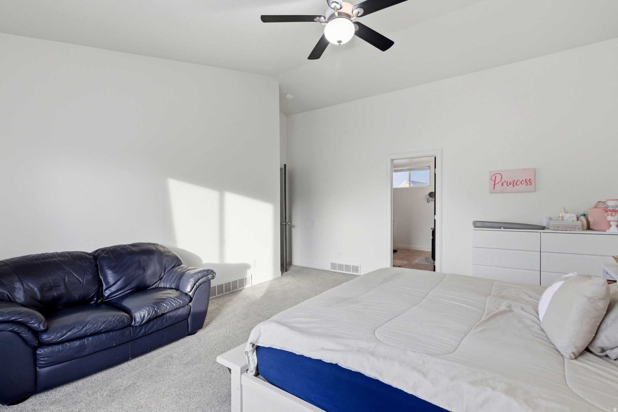 ARGYLE ACRES - Residential