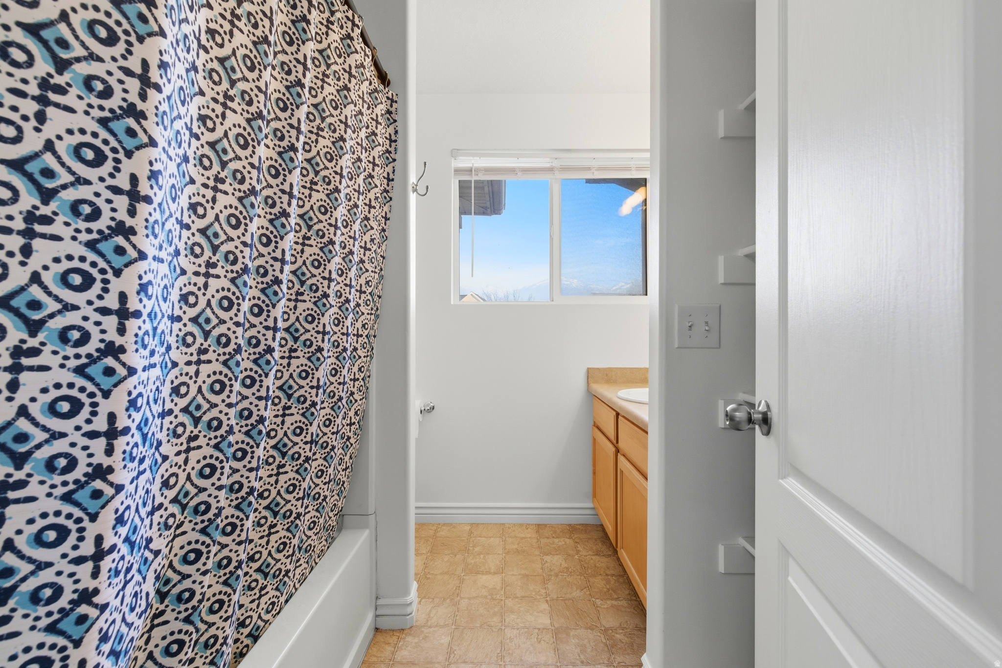 ARGYLE ACRES - Residential