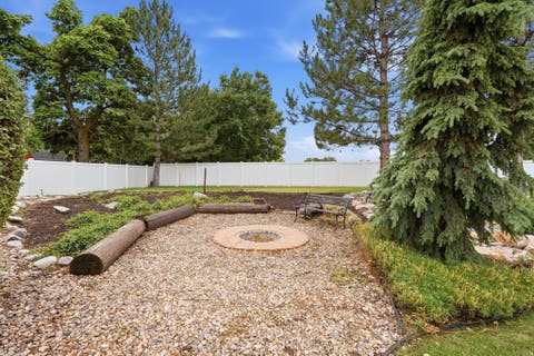 Tiny photo for 593 N FLINT ST, Kaysville, UT 84037 (MLS # 2174025)