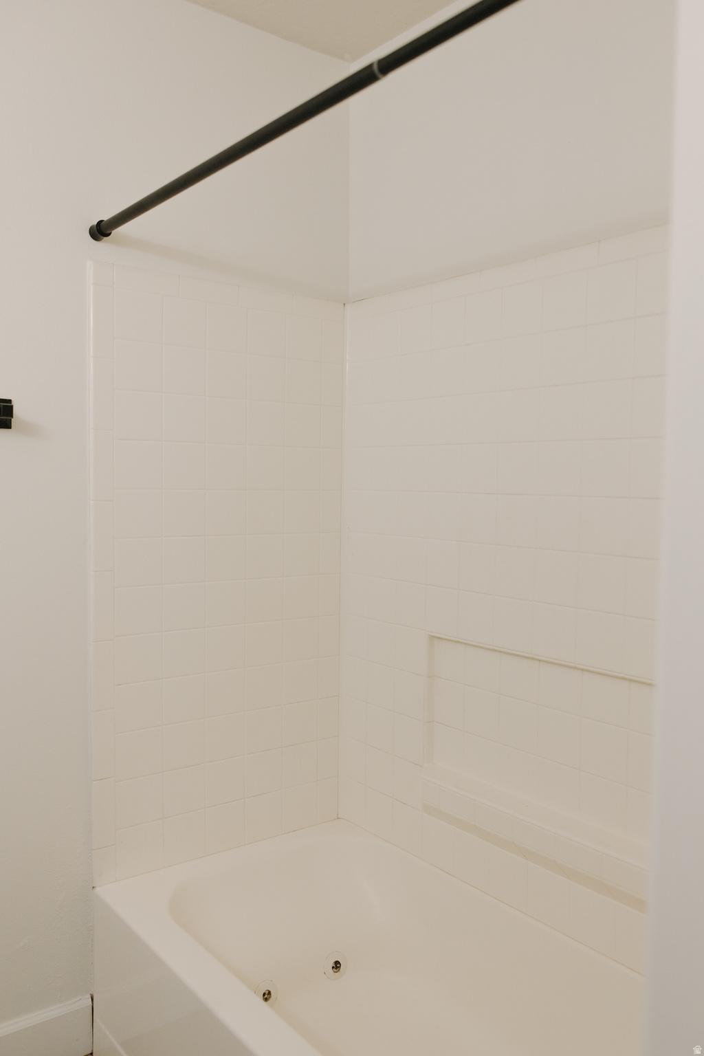 FRANKLIN PARK CONDO - Residential