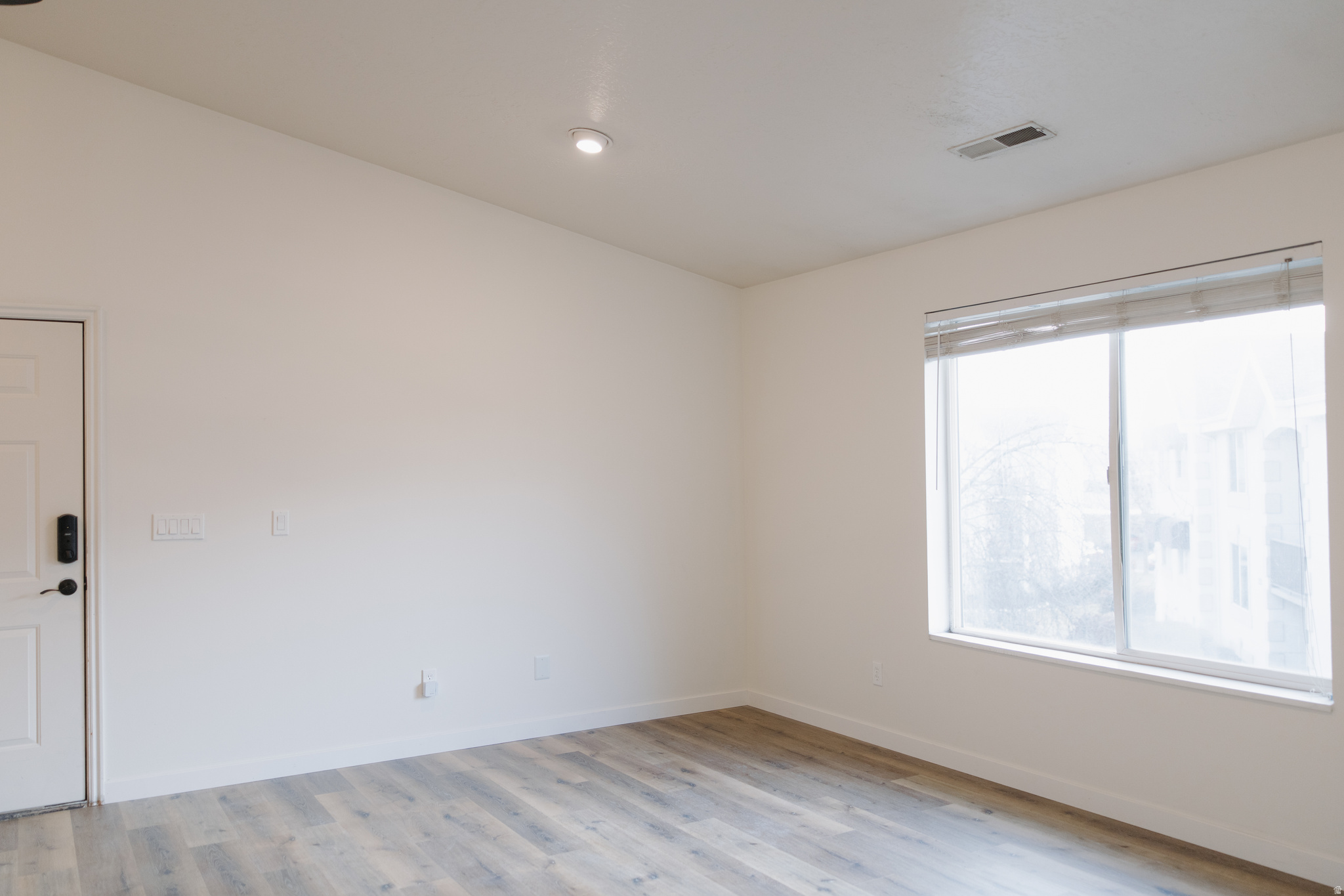 FRANKLIN PARK CONDO - Residential