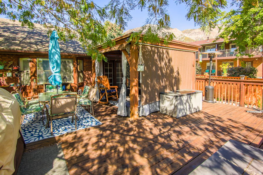 LAKEVIEW HEIGHTS - Residential