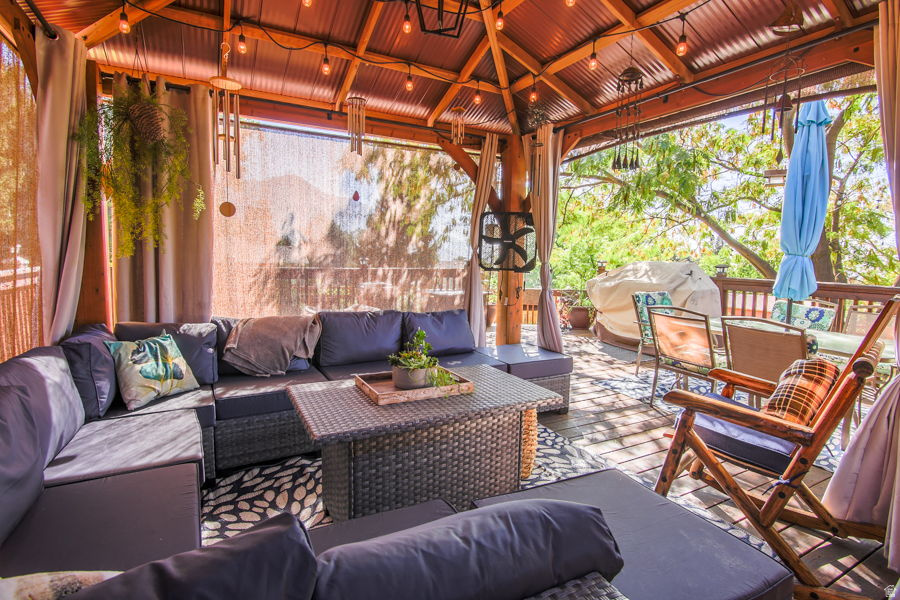 LAKEVIEW HEIGHTS - Residential