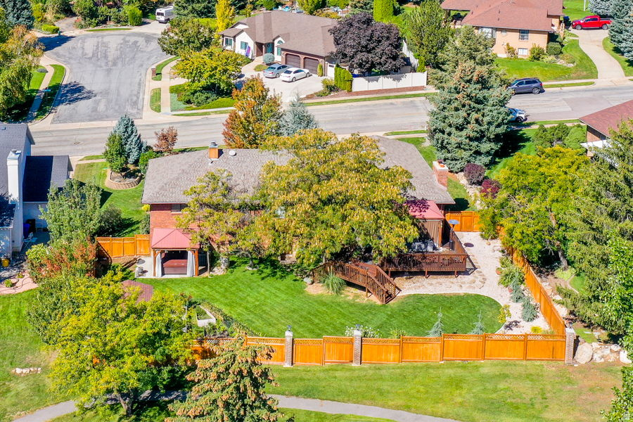 LAKEVIEW HEIGHTS - Residential