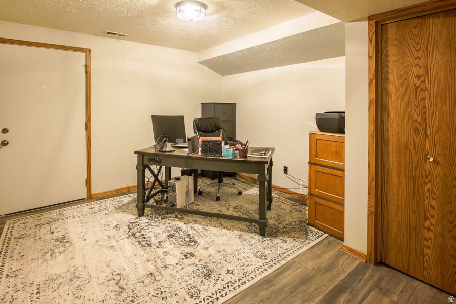 LAKEVIEW HEIGHTS - Residential