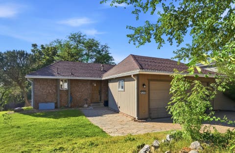 Photo of 820 E 5600 S, South Ogden, UT 84405 (MLS # 2177260)