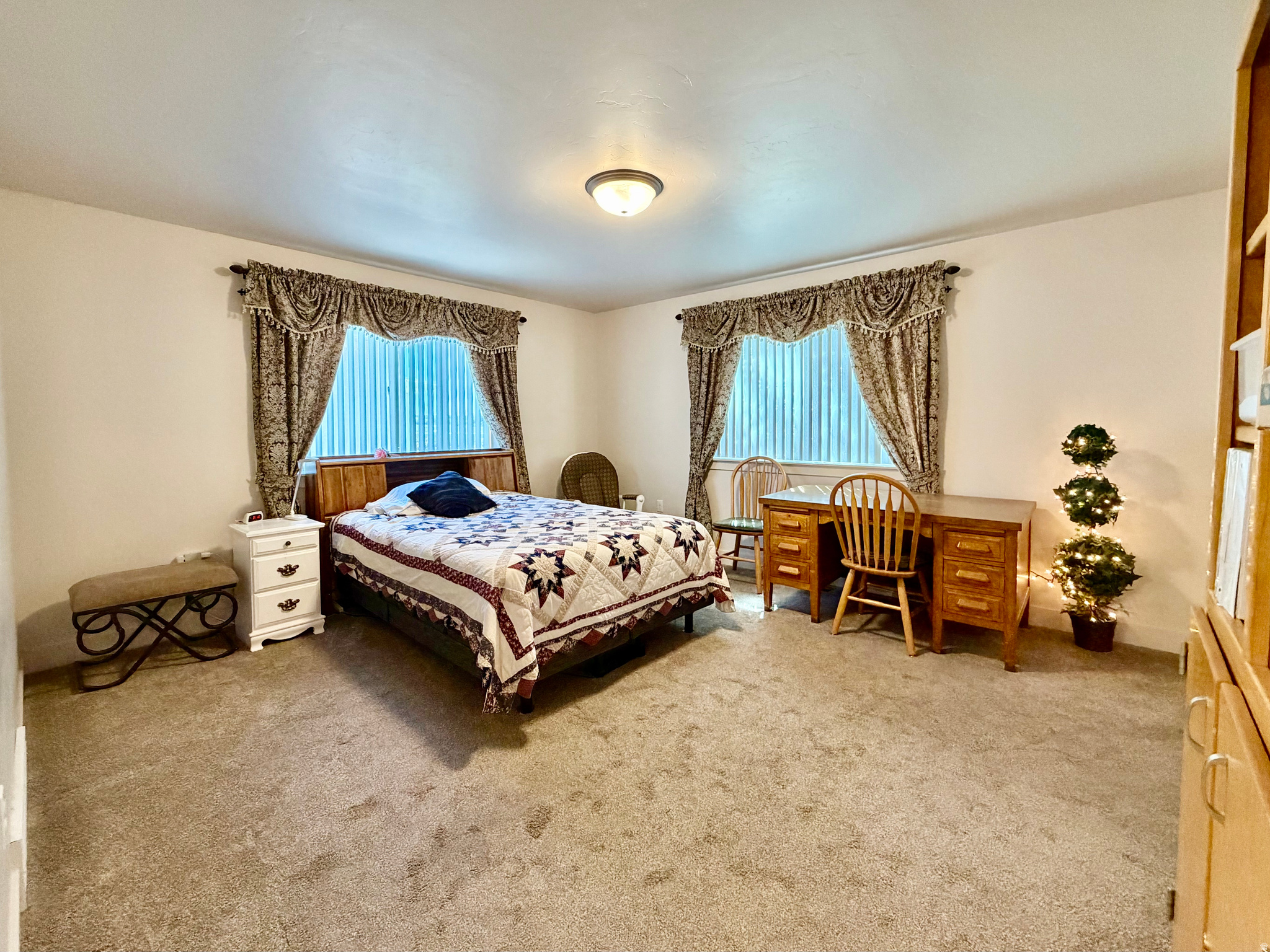 HERITAGE VILLAGE - Residential