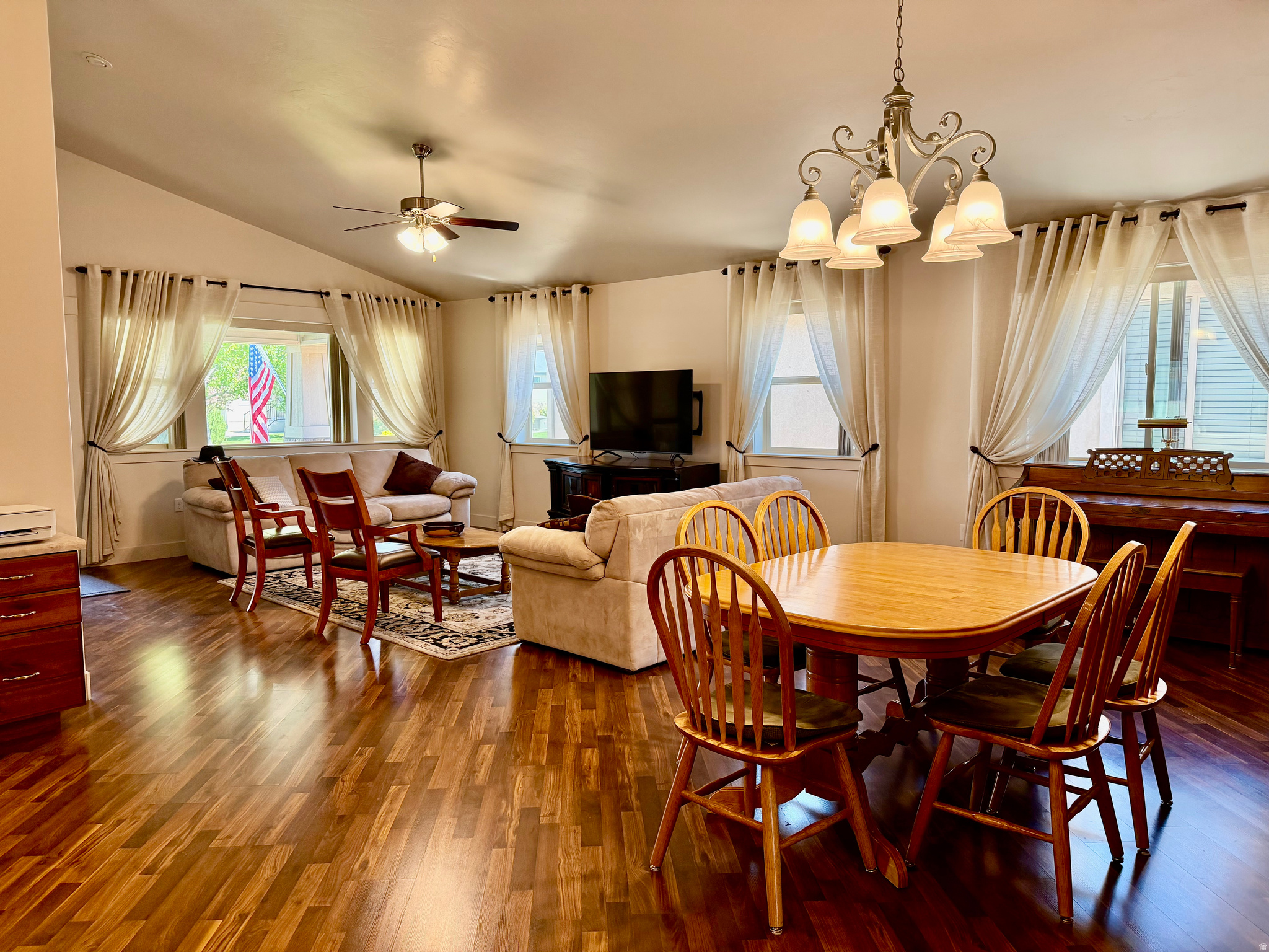 HERITAGE VILLAGE - Residential