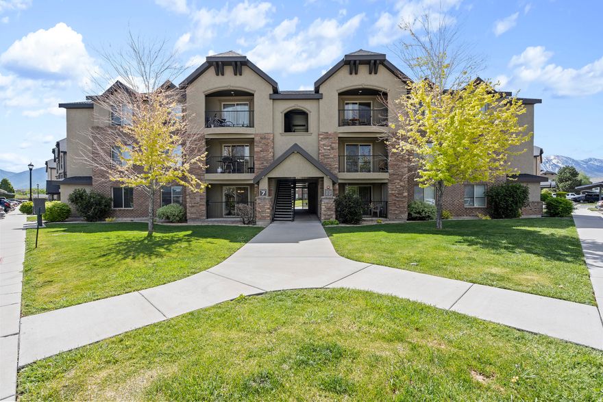 Amazing main level condo in Ridgstone! This was the former model unit with a fireplace and HUGE master bedroom closet! Ground floor which means no stairs, convenient to parking. One assigned covered spot, plus RV Storage available for a fee. Convenient to the freeway, shopping and future development including the MATC college and Frontrunner train station. Also available top level unit MLS 2121412.