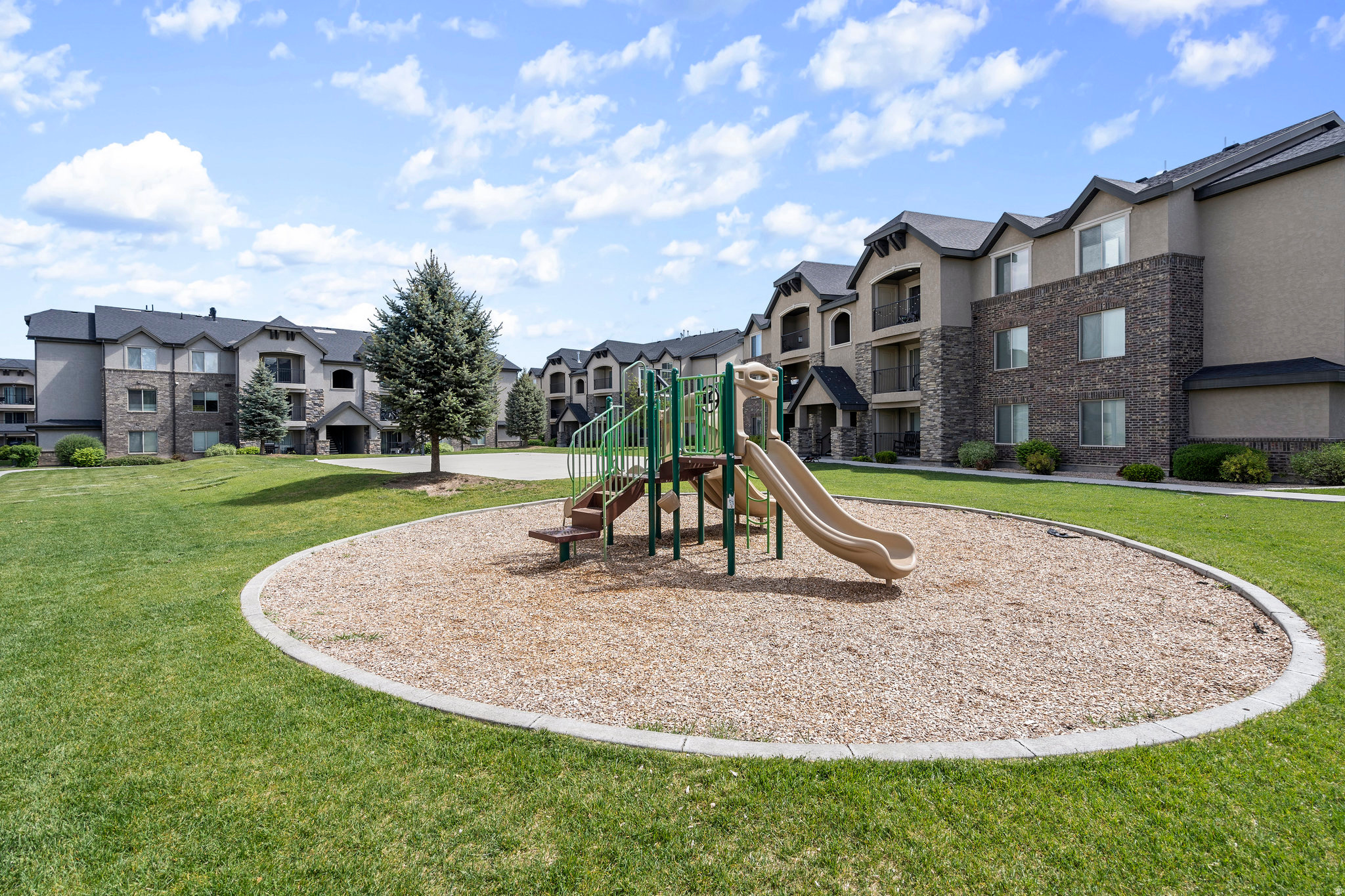 RIDGESTONE - Residential