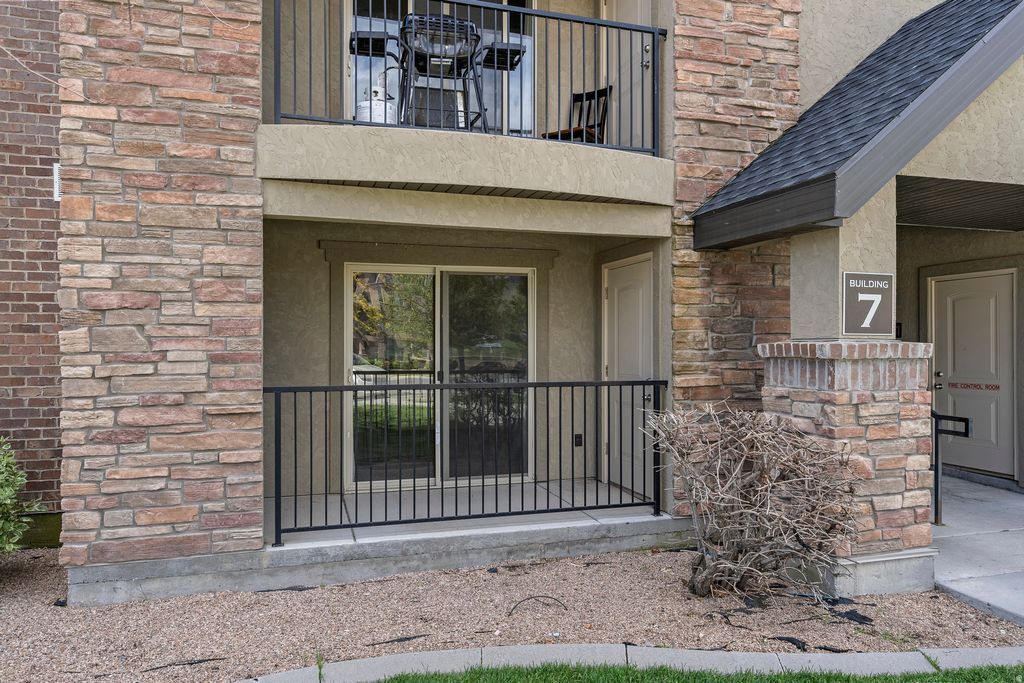 Photo of 1045 S 1700 W #710, Payson, UT 84651 (MLS # 2121369)