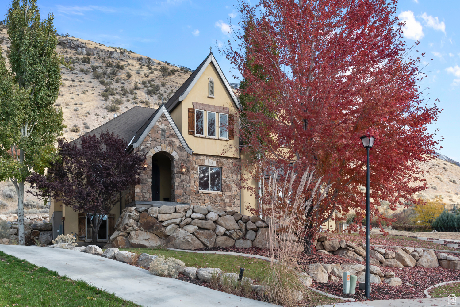 9476 N Timpanogos Cv, Cedar Hills, Utah image 3