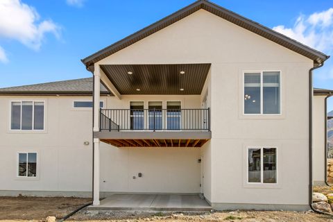 Tiny photo for 640 S 175 E, Hyde Park, UT 84318 (MLS # 2135489)