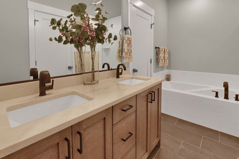 Tiny photo for 640 S 175 E, Hyde Park, UT 84318 (MLS # 2135489)