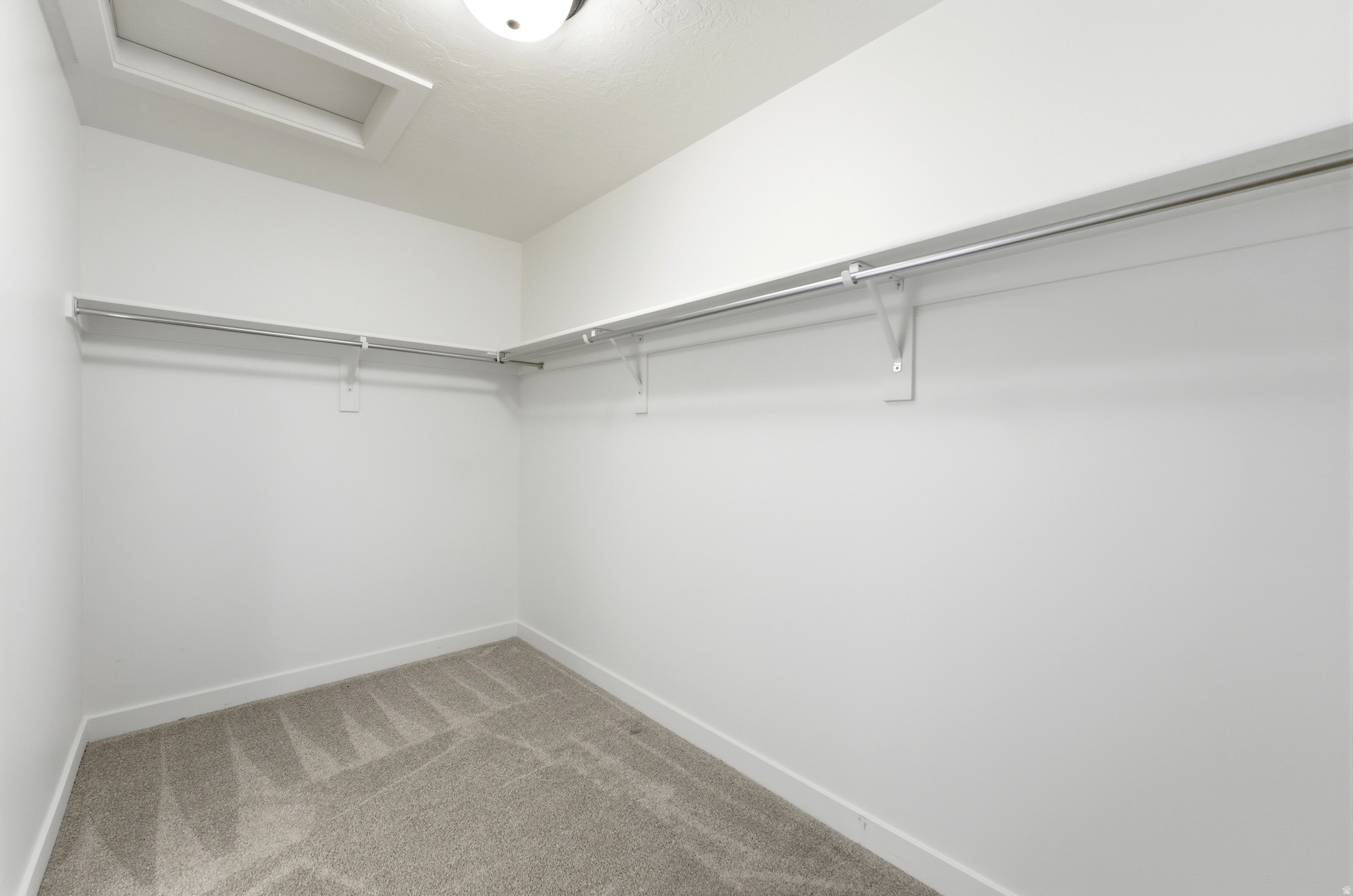 EAGLE HEIGHTS - Residential