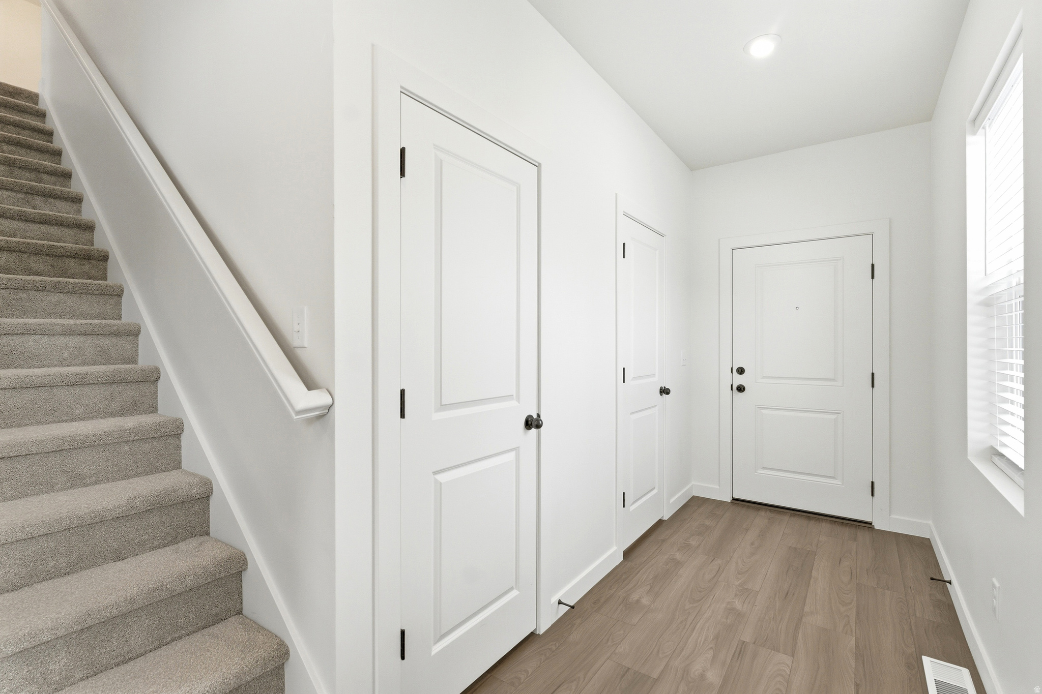 EAGLE HEIGHTS - Residential