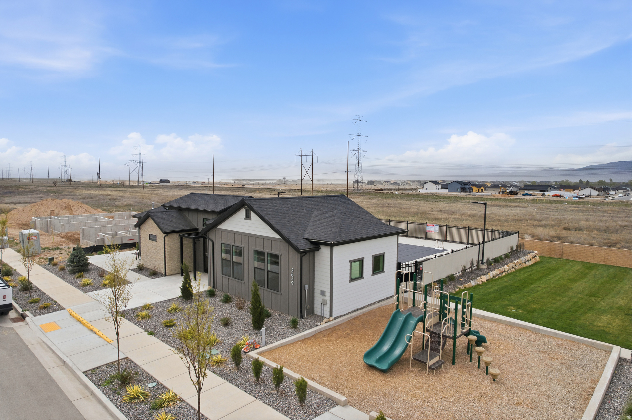 EAGLE HEIGHTS - Residential