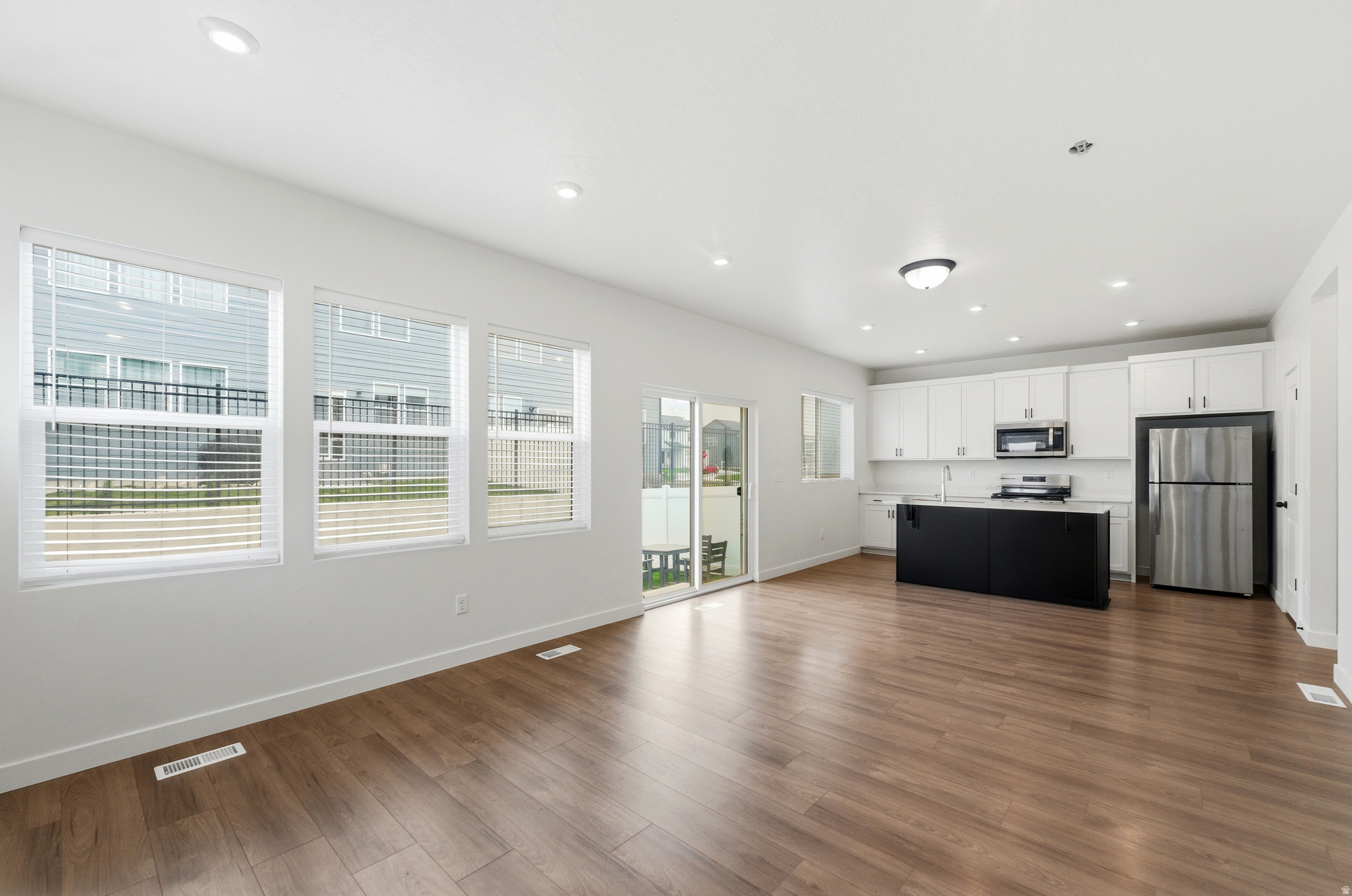 EAGLE HEIGHTS - Residential