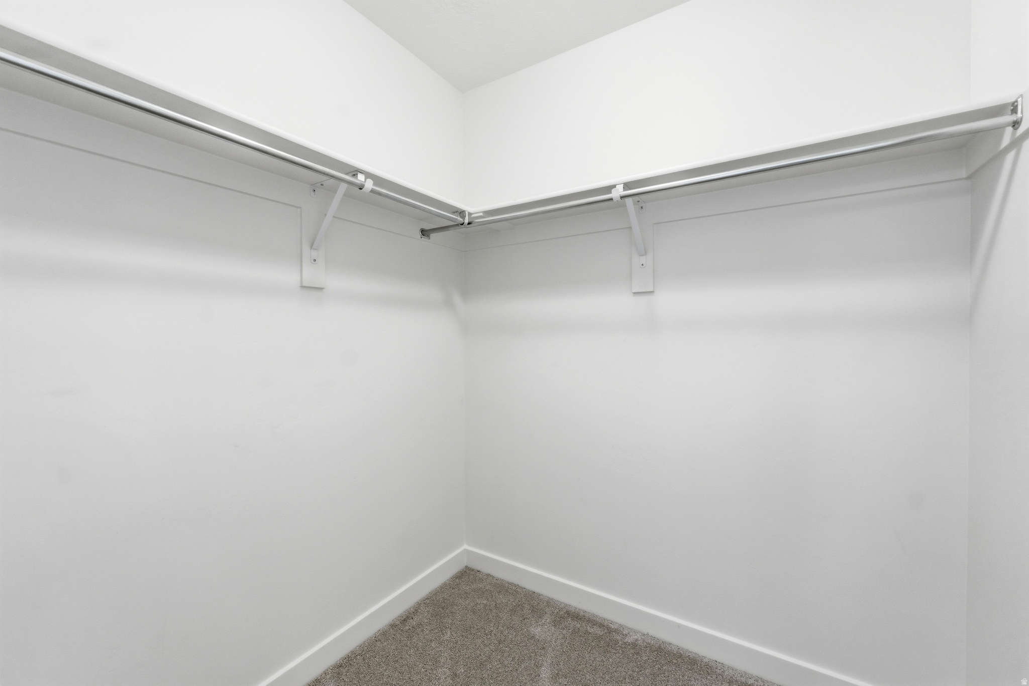 EAGLE HEIGHTS - Residential