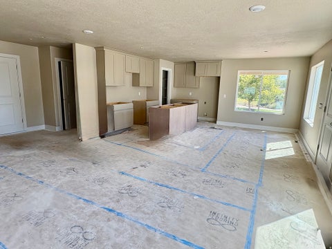 Tiny photo for 97 E CRESTWOOD Rd, Kaysville, UT 84037 (MLS # 2185222)