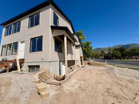Tiny photo for 97 E CRESTWOOD Rd, Kaysville, UT 84037 (MLS # 2185222)