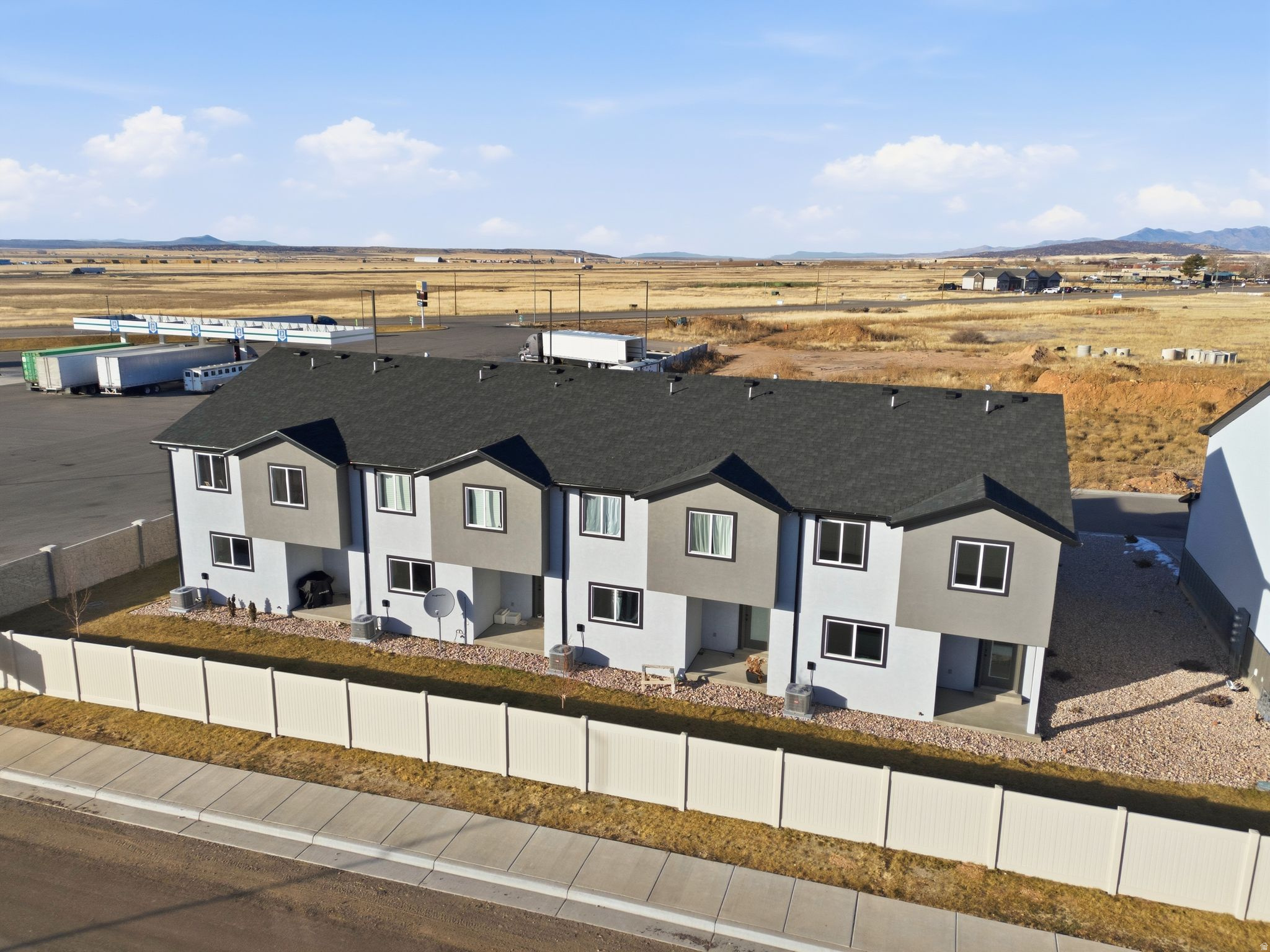 THE COLONY AT PRAIRIE HAVEN - Residential