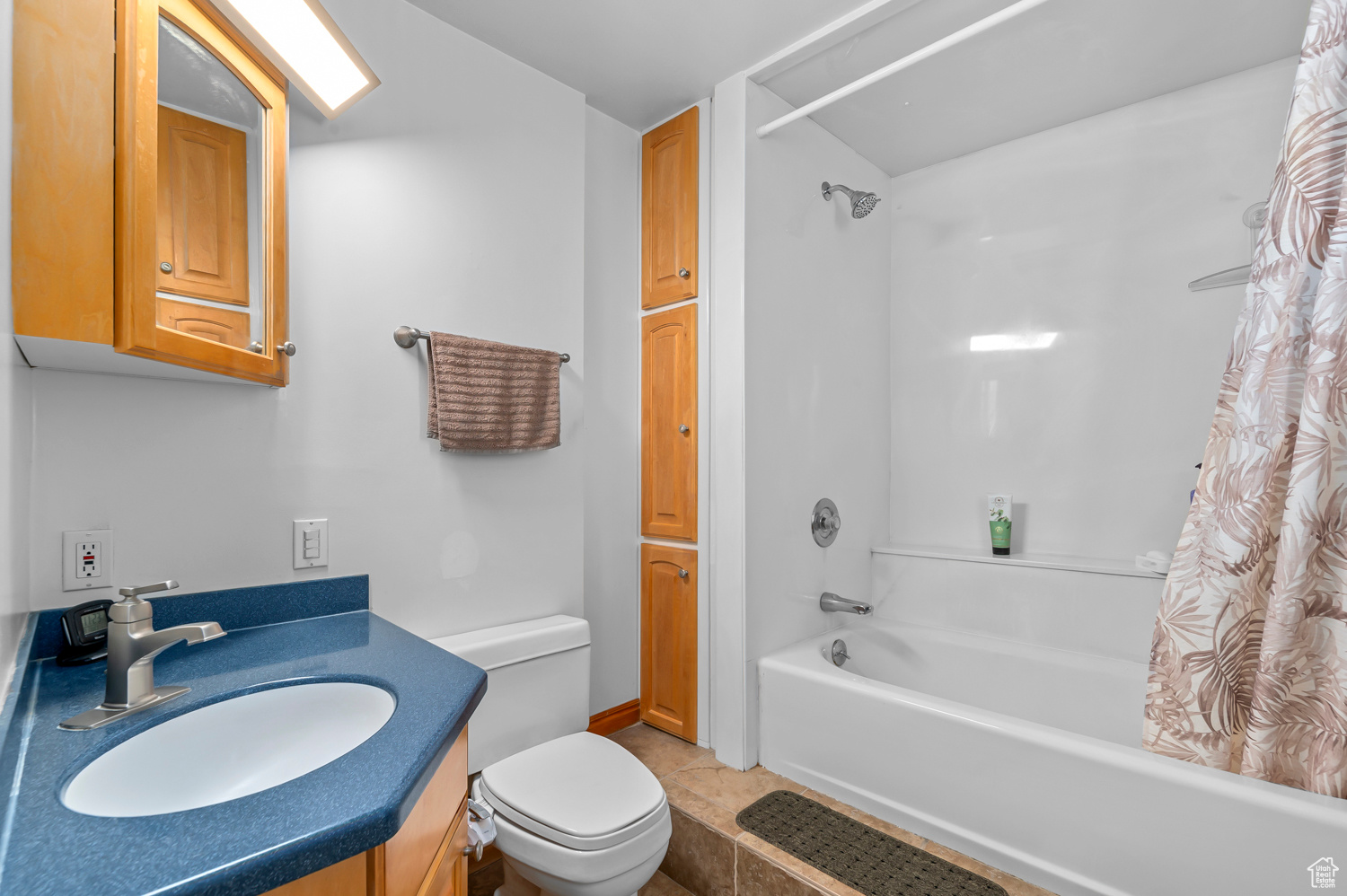 MEADOWS - Residential