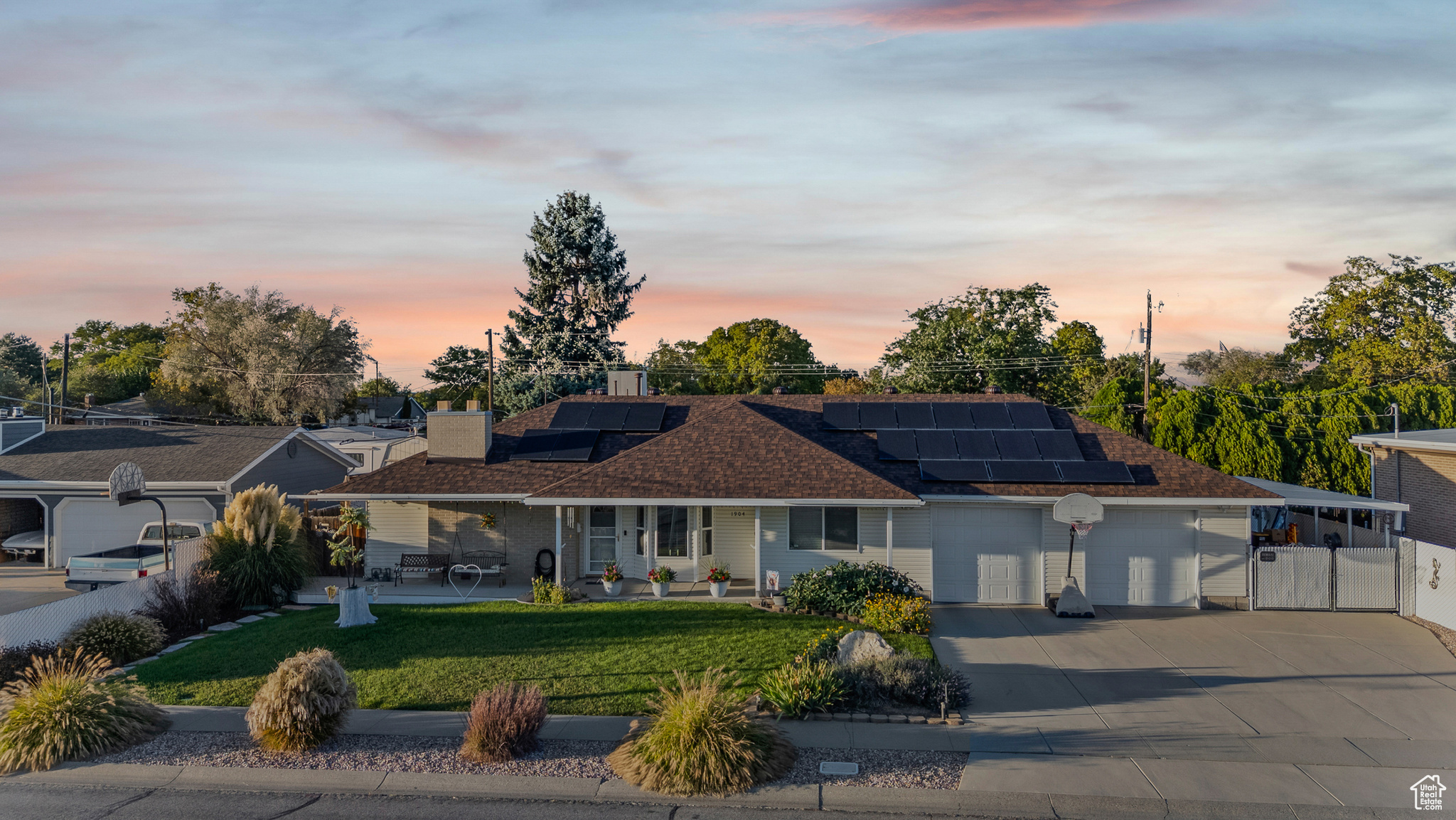 MEADOWS - Residential