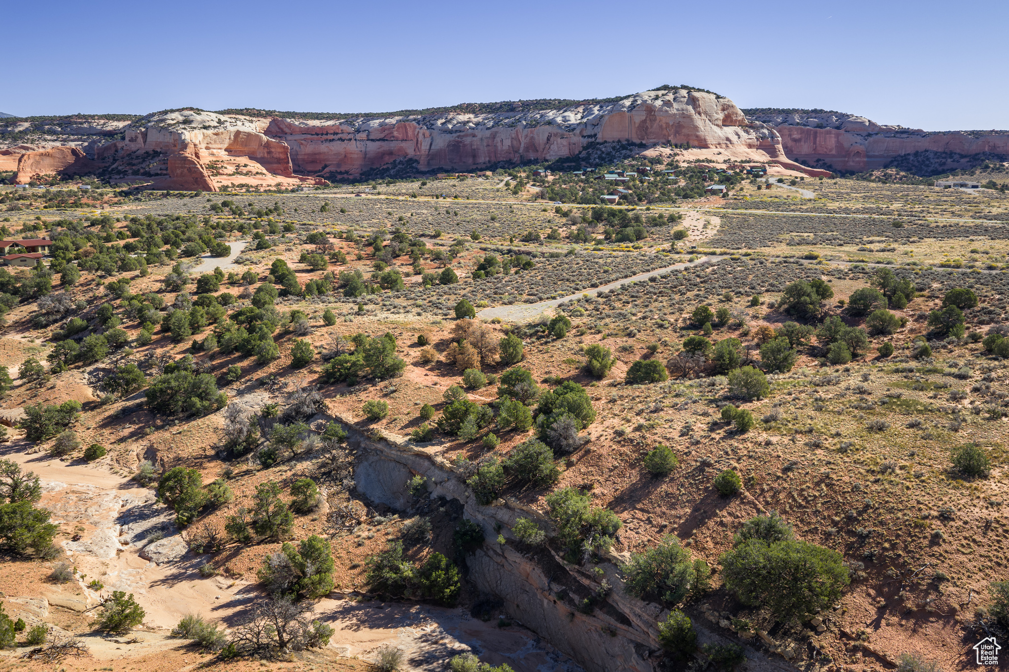 WILSON ARCH RESORT COMMUNITY - Land