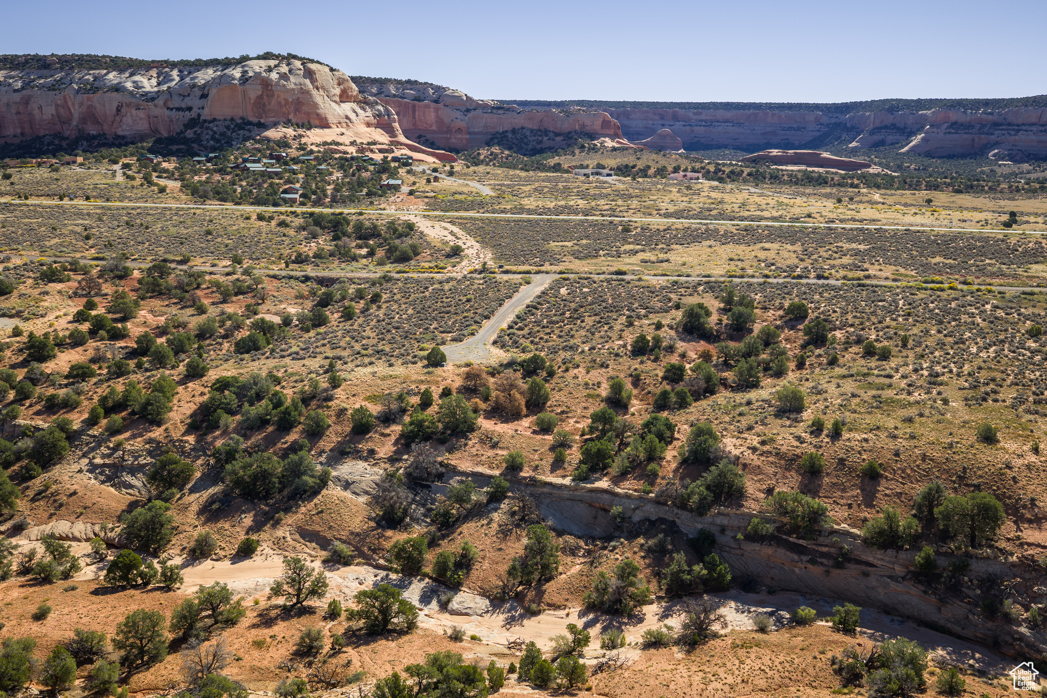 WILSON ARCH RESORT COMMUNITY - Land