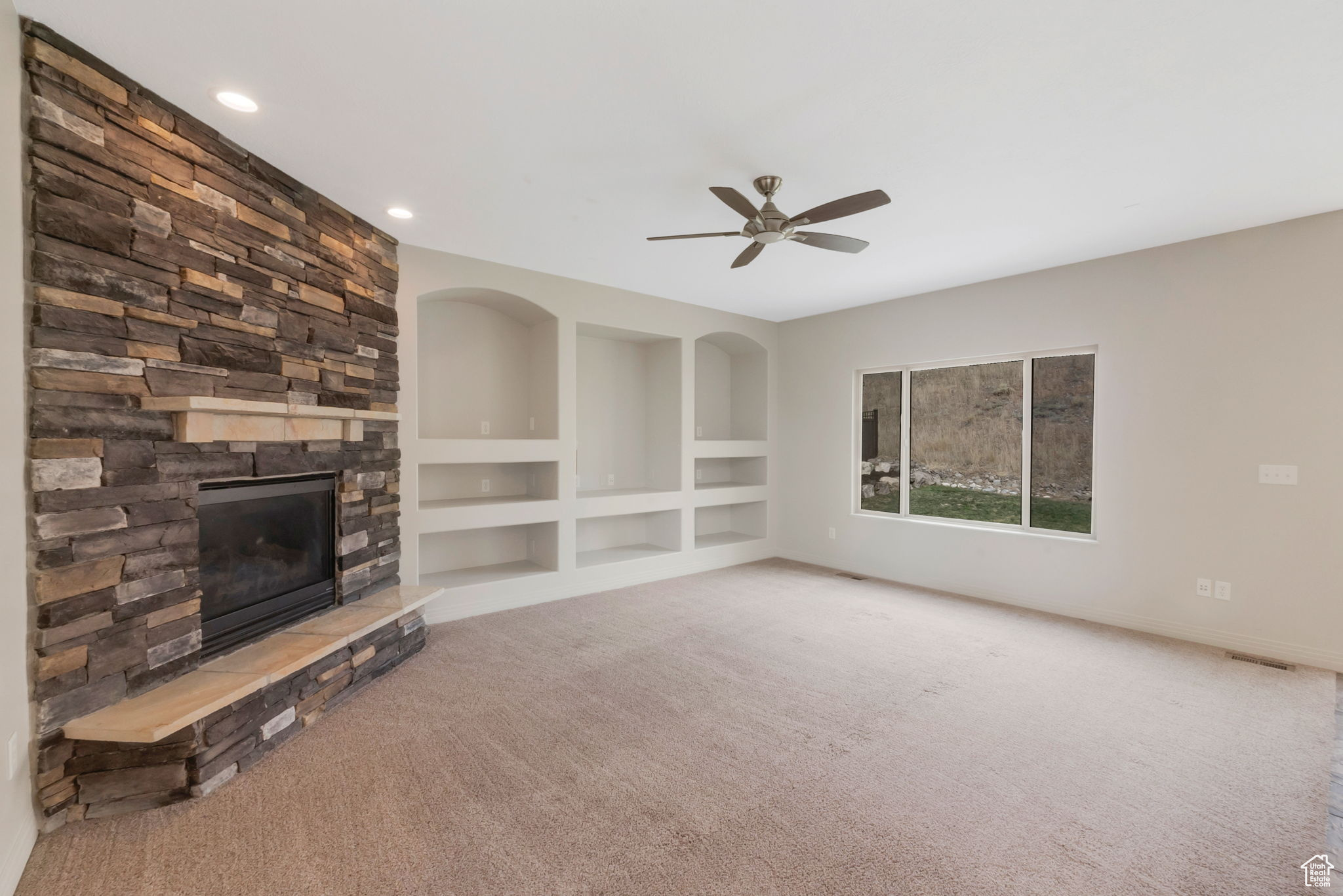 EAGLE CREST #1 @ SUNCREST - Residential