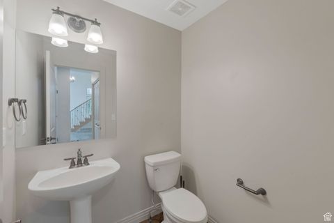 Tiny photo for 2087 E EAGLE CREST DRIVE DR S, Draper (UT Cnty), UT 84020 (MLS # 2106866)