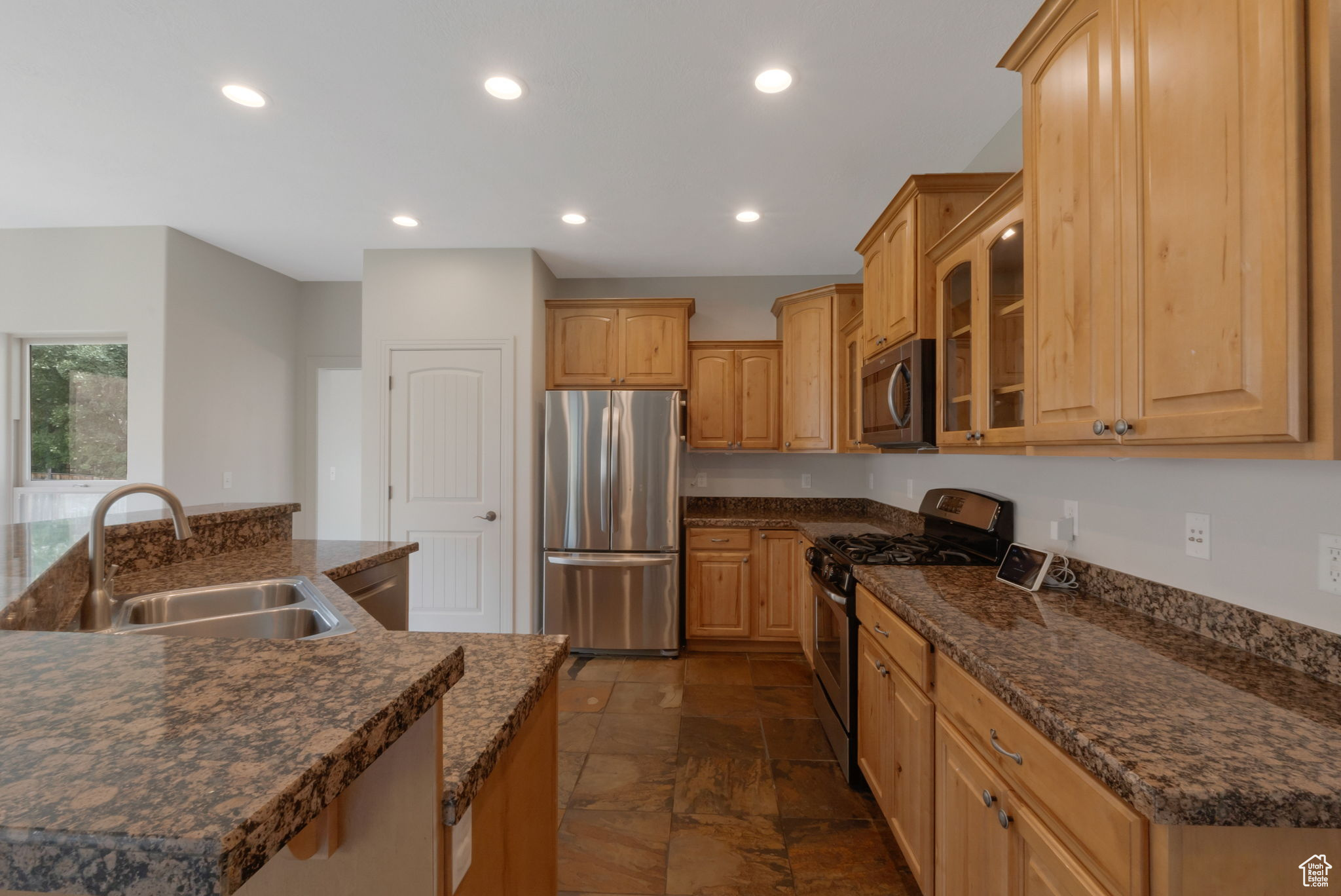 EAGLE CREST #1 @ SUNCREST - Residential