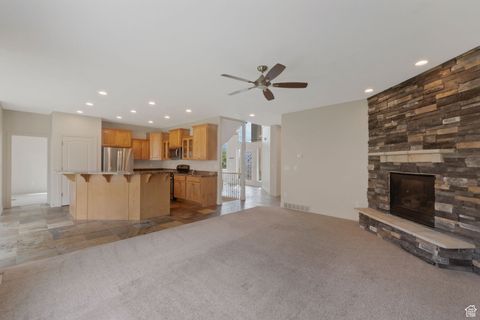 Tiny photo for 2087 E EAGLE CREST DRIVE DR S, Draper (UT Cnty), UT 84020 (MLS # 2106866)