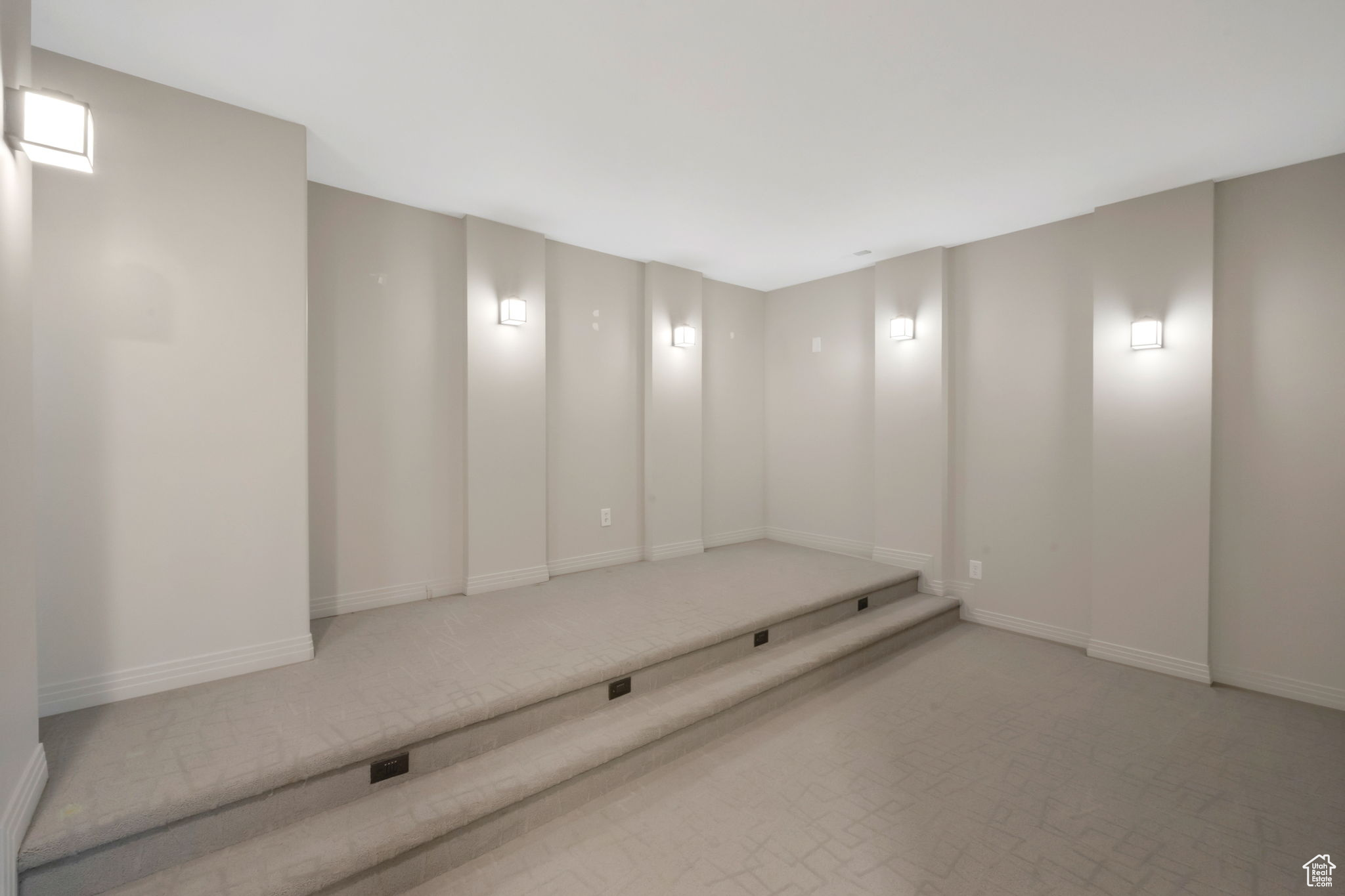 EAGLE CREST #1 @ SUNCREST - Residential