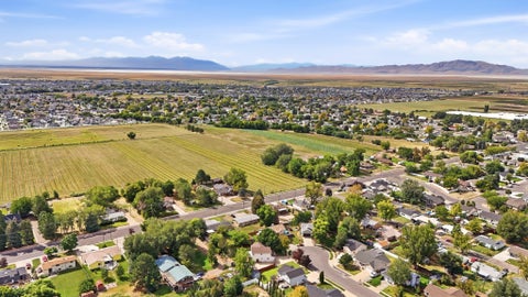Tiny photo for 46 N 750 W, Layton, UT 84041 (MLS # 2185590)
