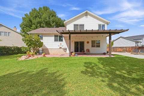 Tiny photo for 46 N 750 W, Layton, UT 84041 (MLS # 2185590)
