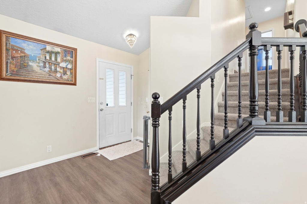 Photo of 46 N 750 W, Layton, UT 84041 (MLS # 2185590)