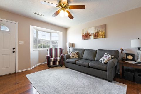 Tiny photo for 1015 S RIVER RD #37, Saint George, UT 84790 (MLS # 2121467)