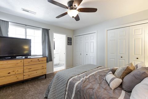 Tiny photo for 1015 S RIVER RD #37, Saint George, UT 84790 (MLS # 2121467)