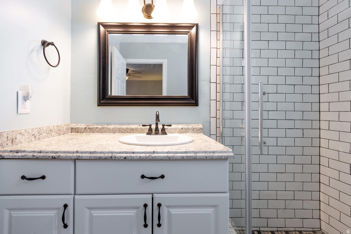 ALPHA TOWNHOMES - Residential