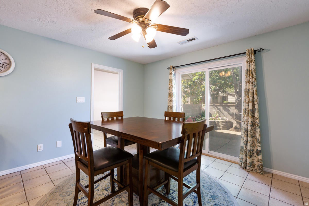 ALPHA TOWNHOMES - Residential